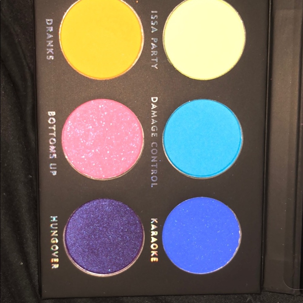 Party animal eye shadow palette